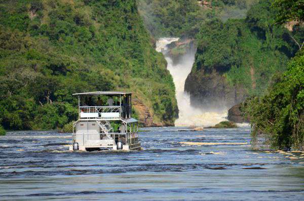 Boat safari in Murchison Falls National Park
