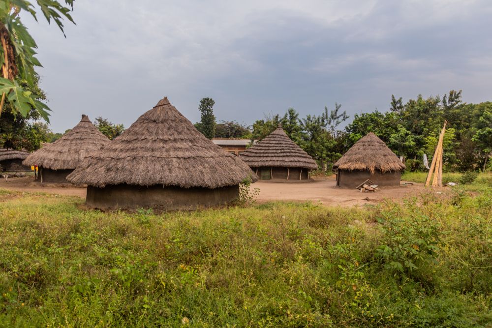 Begegnung mit lokaler Kultur in Uganda
